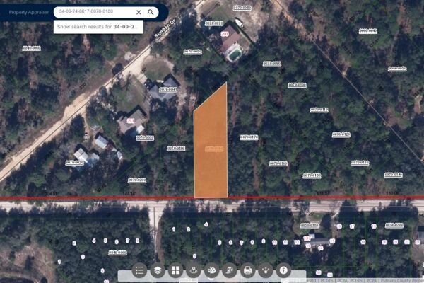 Time to tan Your 🍑  on this Half-Acre Gorgeous Undeveloped Amazing Lot in Interlachen Florida